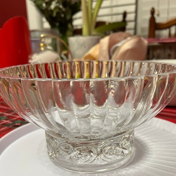 Crystal Other - Vintage Studio Crystal Glass Candy Dish Bowl